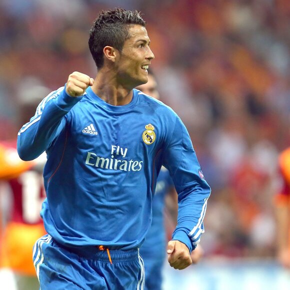 Cristiano Ronaldo #7 Real Madrid 2013/2014 Away ORIGINAL Adidas Soccer Jersey M - Picture 9 of 9